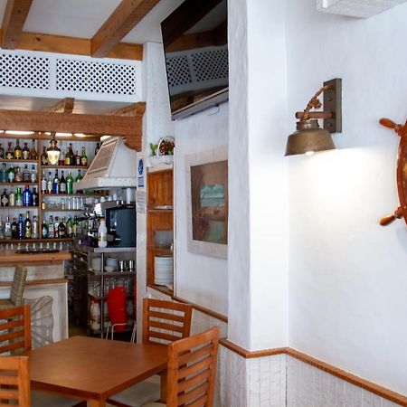 Hotel Almadraba Захара де лос Атунес Екстериор снимка