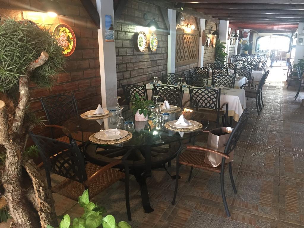 Hotel Almadraba Захара де лос Атунес Екстериор снимка