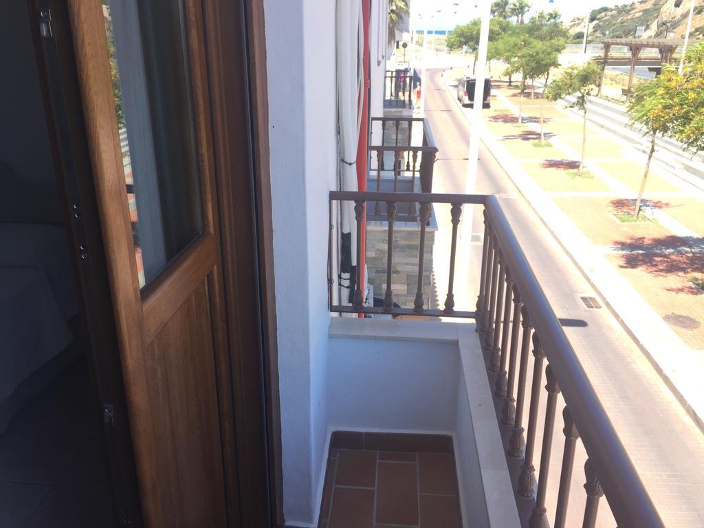 Hotel Almadraba Захара де лос Атунес Екстериор снимка